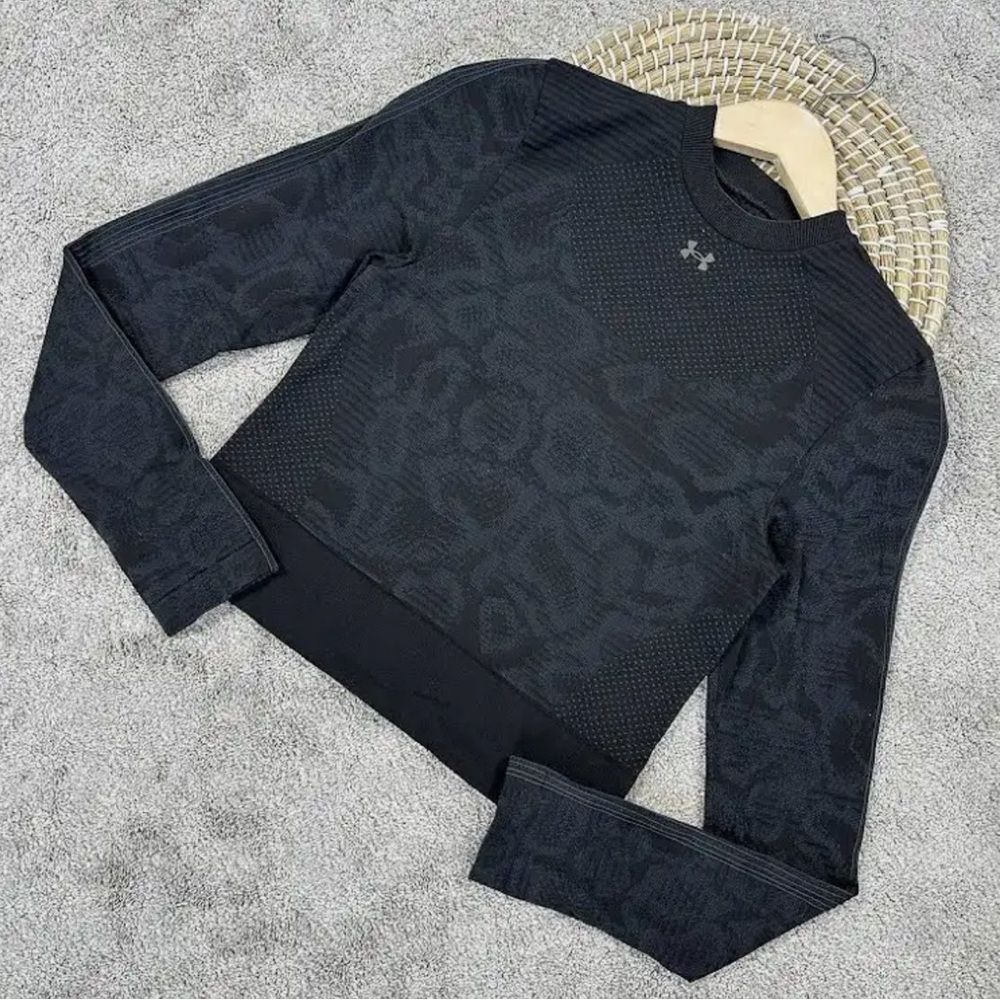 Under Armour Heat gear celliant long sleeve top Crop